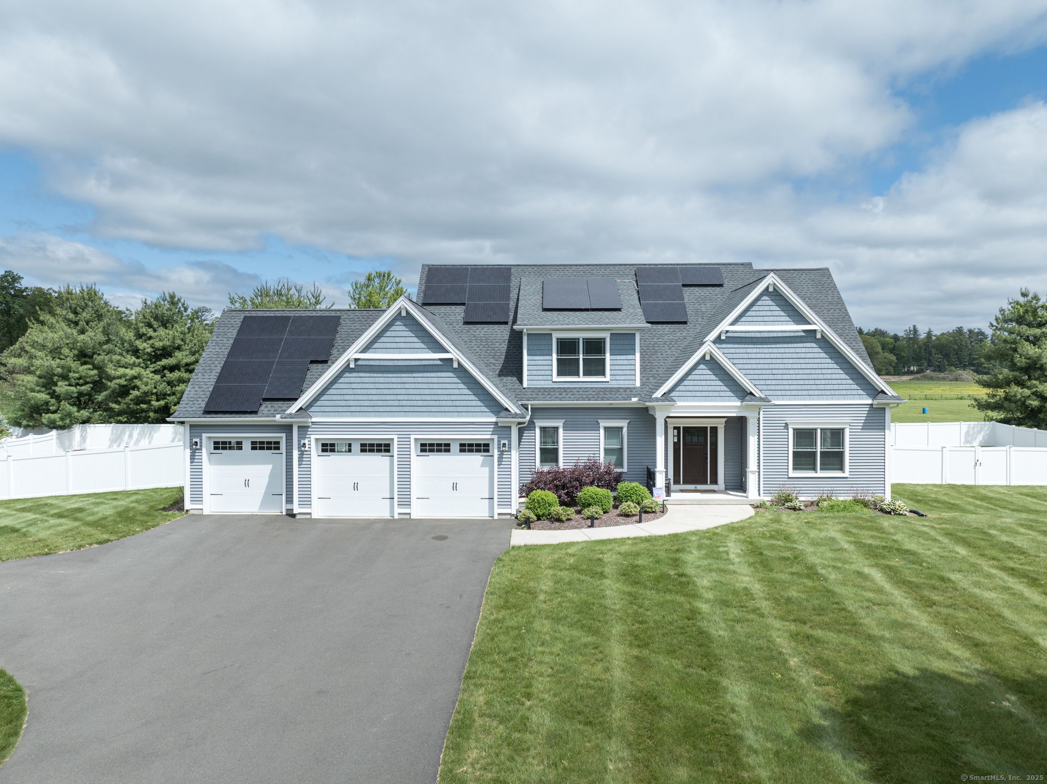 8 Stratton Farms Road, Suffield, Connecticut image 1