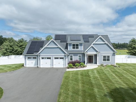 8 Stratton Farms Road Suffield CT 06093
