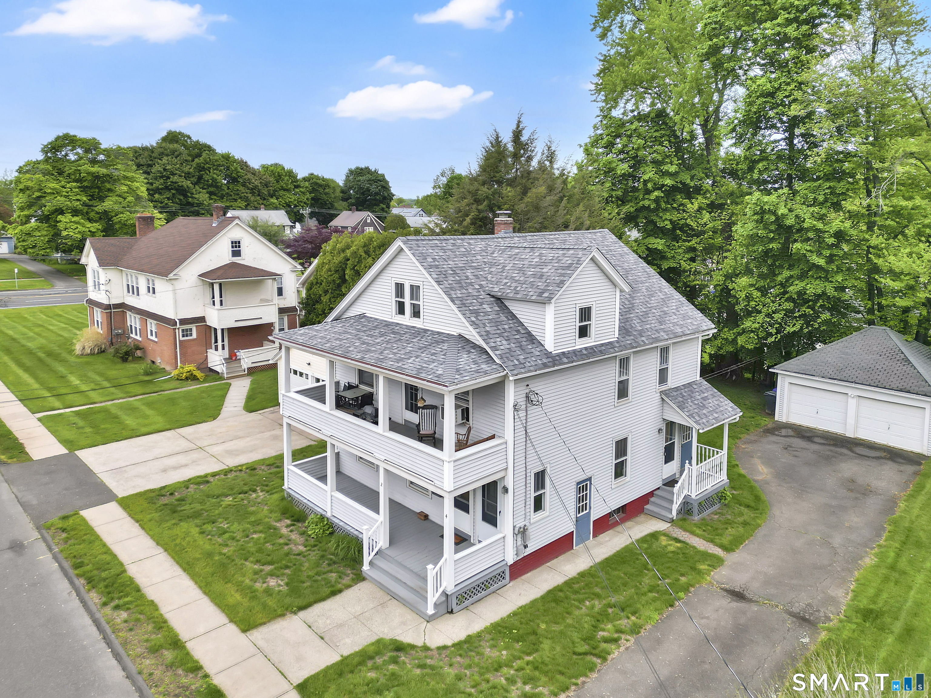 2 Woodward Avenue