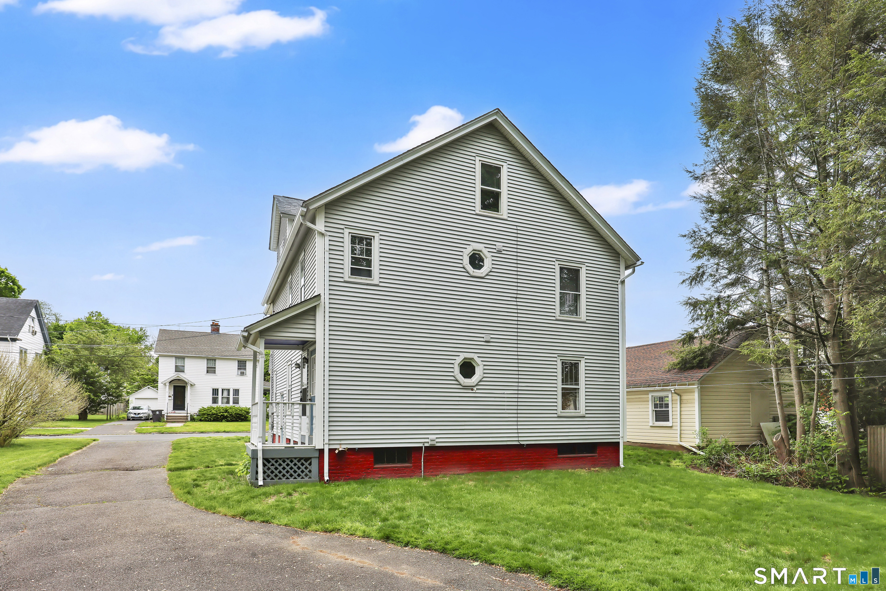2 Woodward Avenue