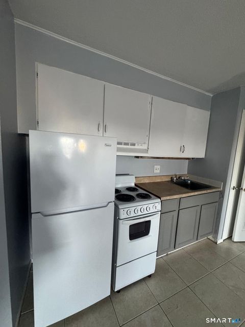 240 Oak Street 2 Bridgeport CT 06604