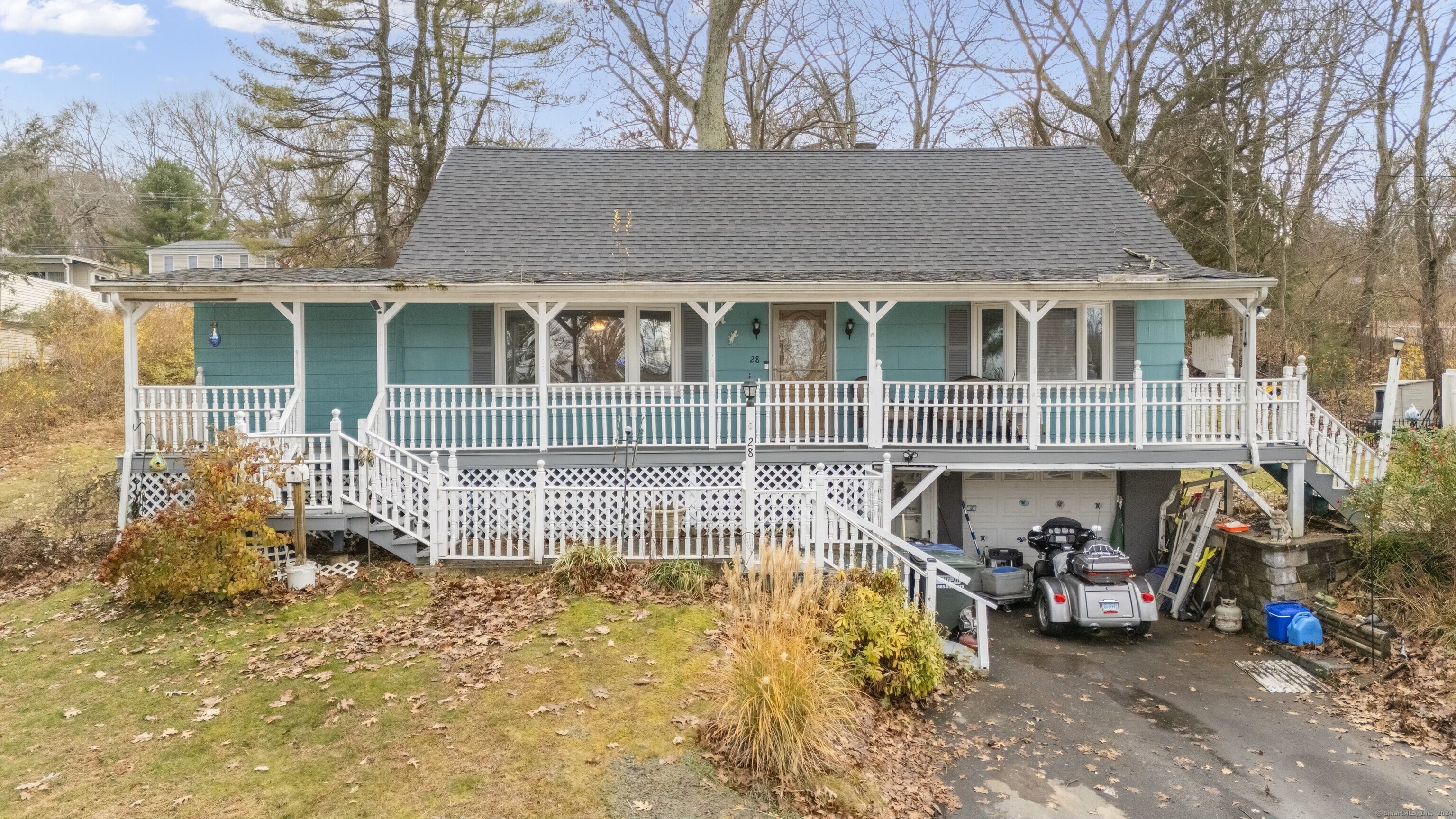 Property for Sale at 28 Fielding Terrace, Montville, Connecticut - Bedrooms: 4 
Bathrooms: 1 
Rooms: 5  - $299,999