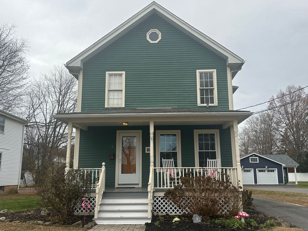 Photo of 31 Melrose Street, Glastonbury, CT 06033 (MLS # 24141858)