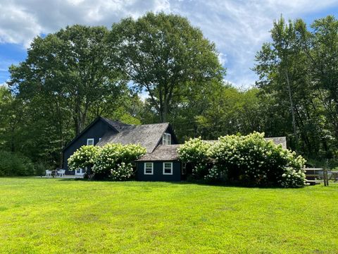 18 Bear Burrow Road Roxbury CT 06783