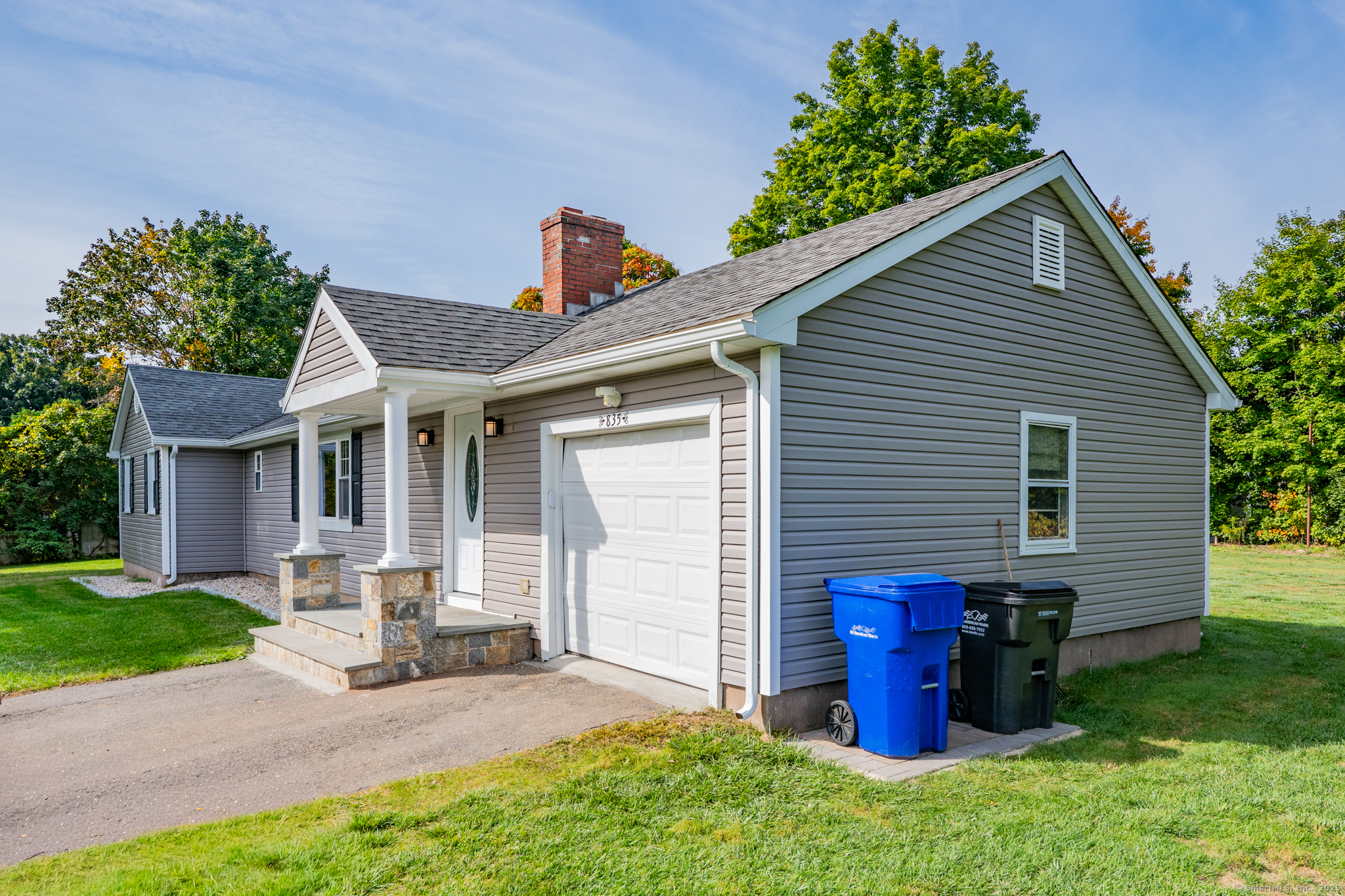 835 Foster St Extension