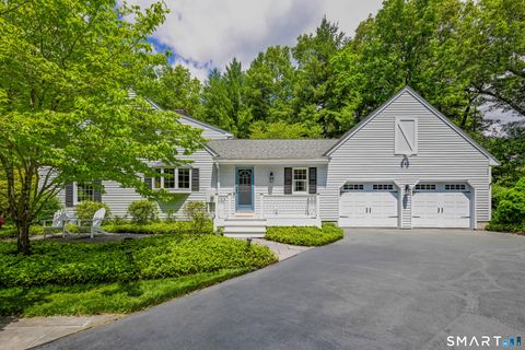 Photo of 3 Glenmore Drive, Farmington, CT 06032 (MLS # 24179716)