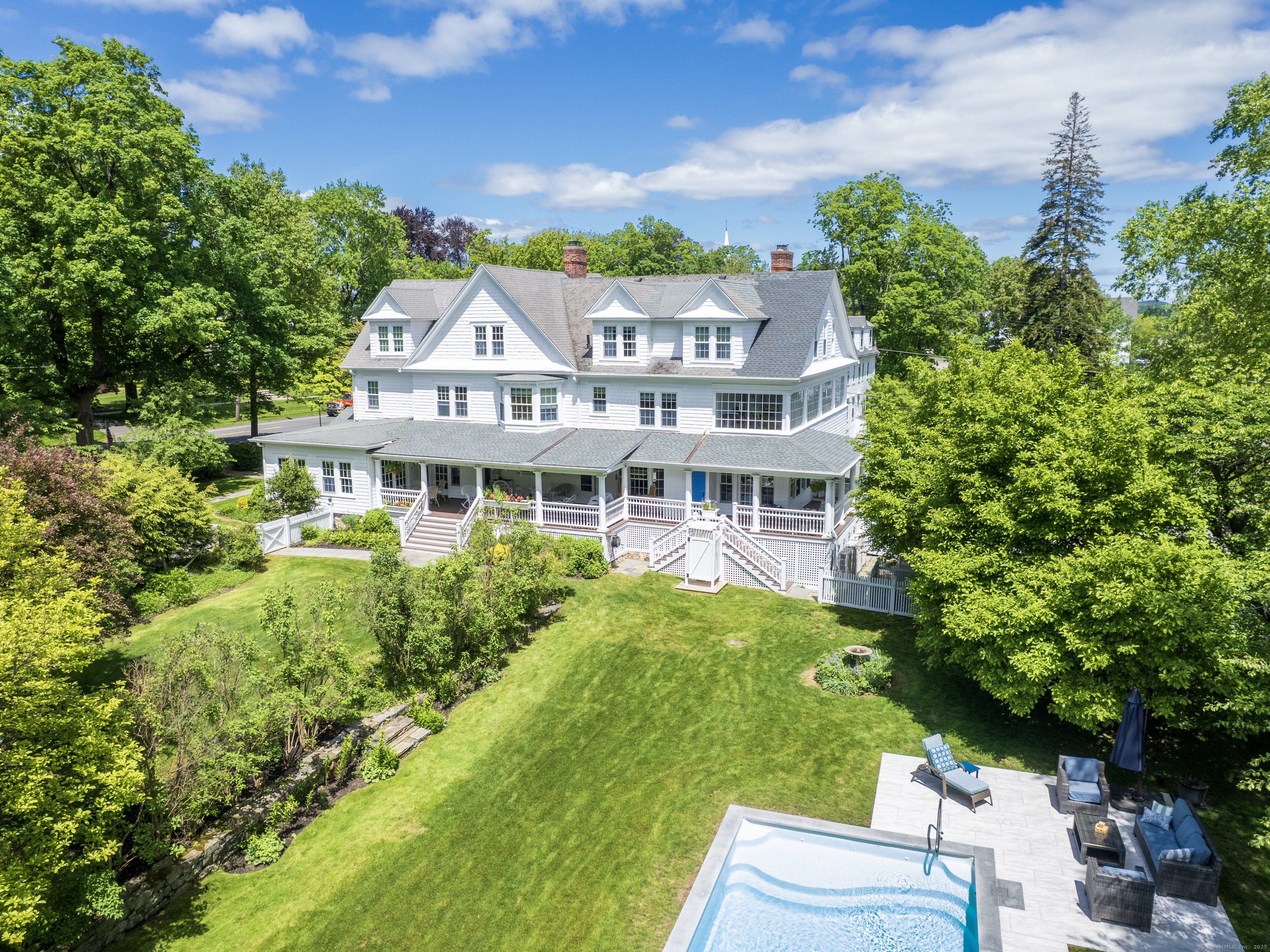 Property for Sale at Main Street, Ridgefield, Connecticut - Bedrooms: 9 
Bathrooms: 10.5 
Rooms: 19  - $3,795,000
