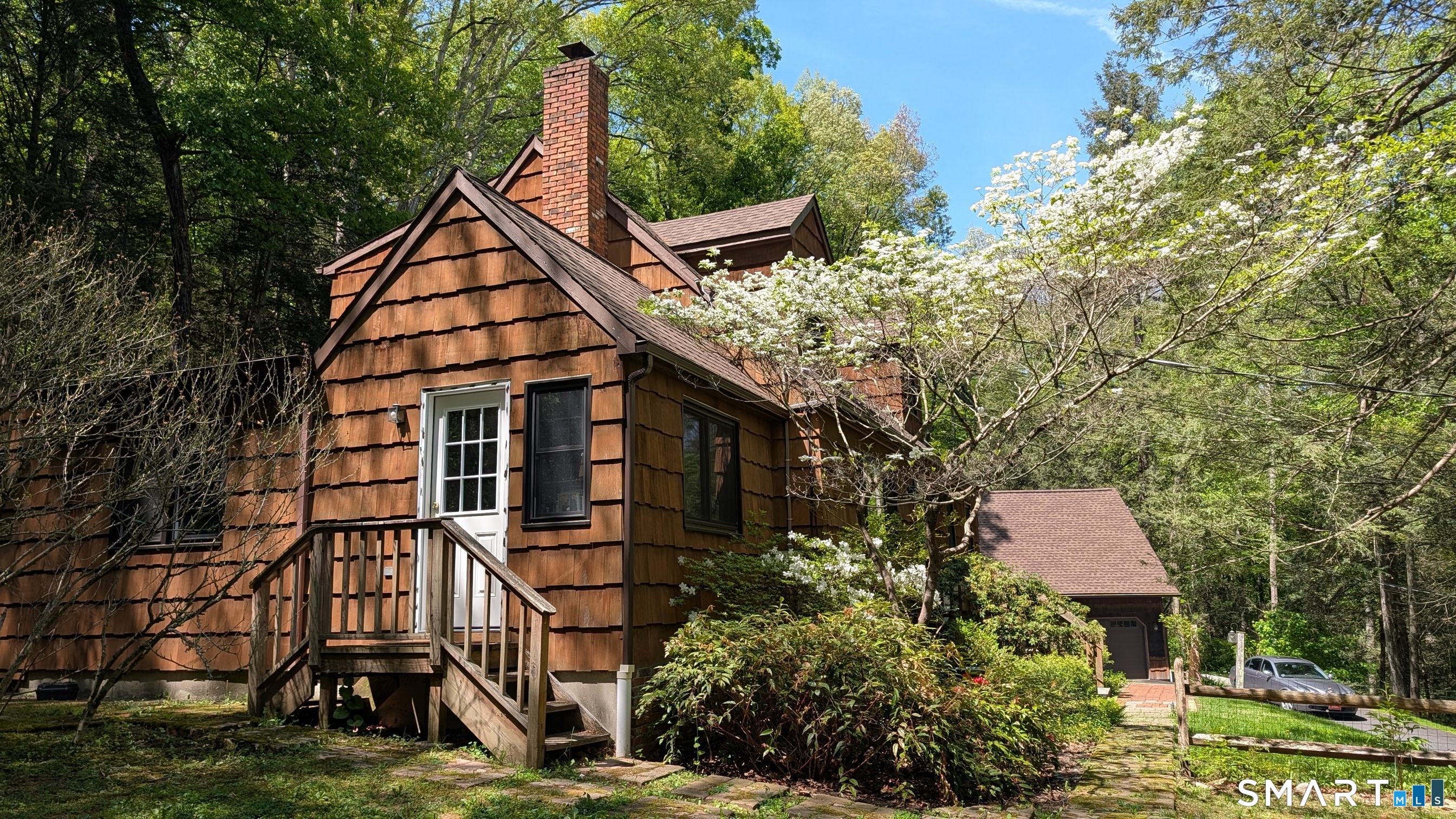 17 East Bucks Rock Road