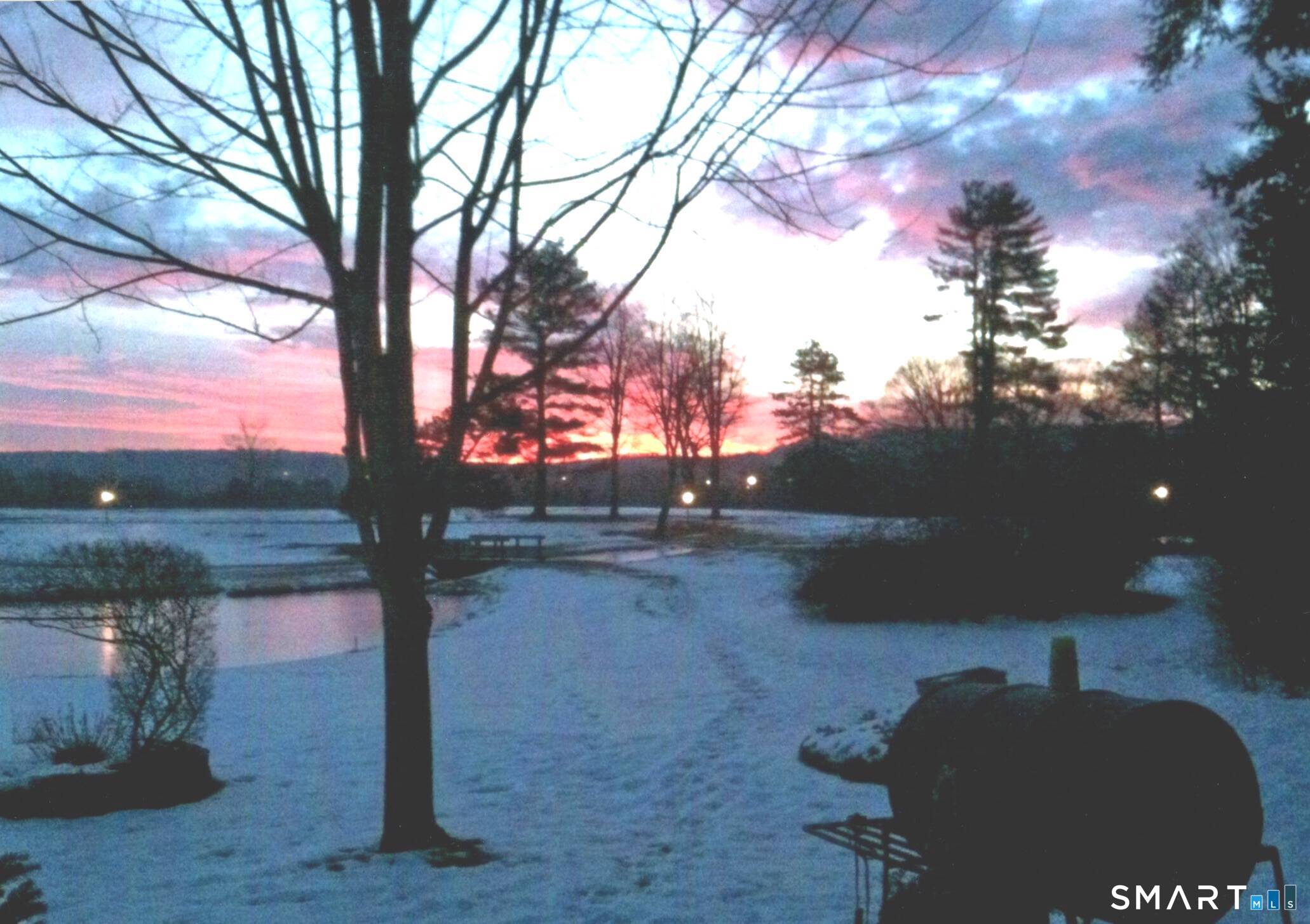 419 Heritage Village E