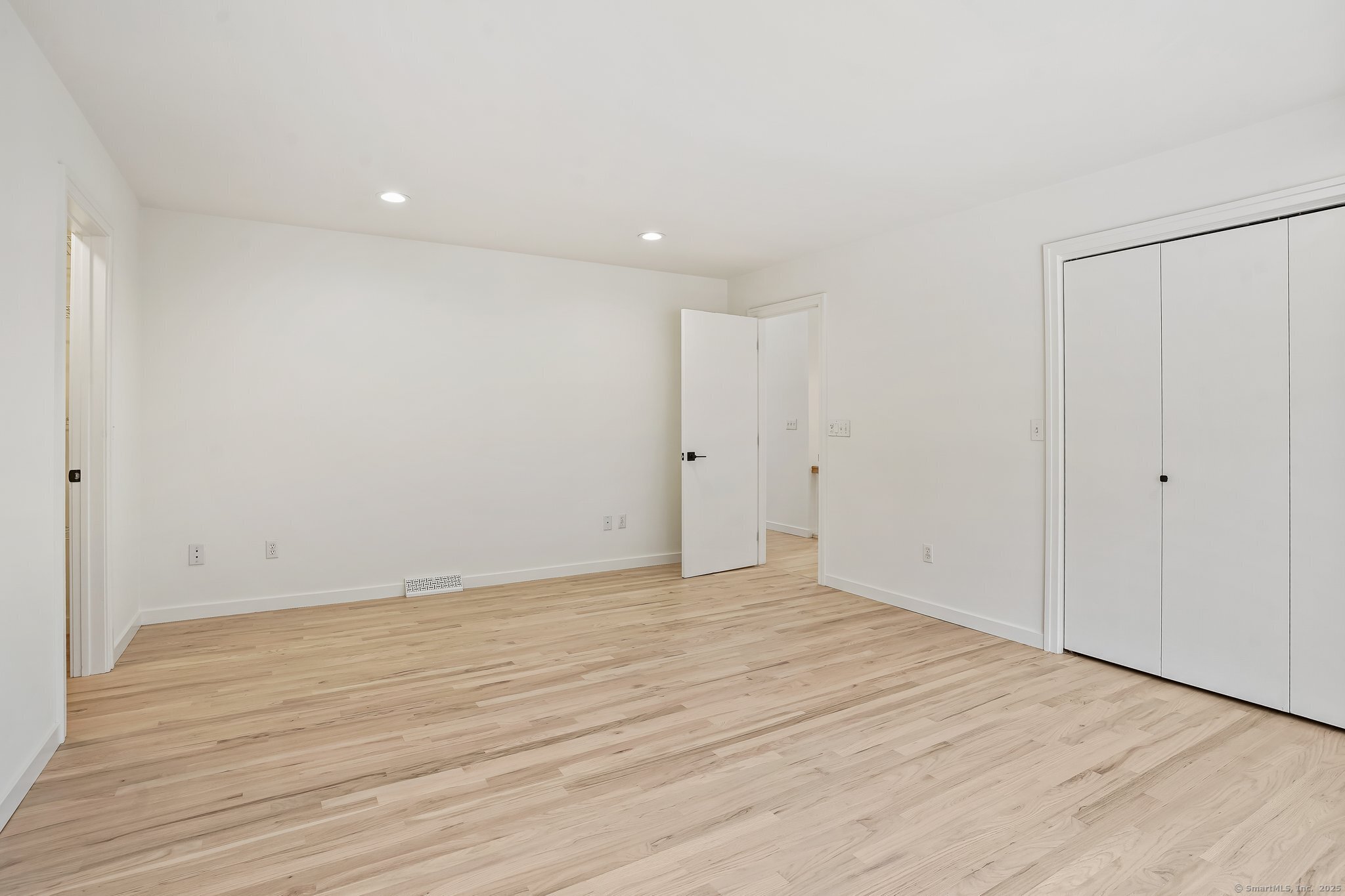 25 Nettleton Court, Shelton, Connecticut image 13