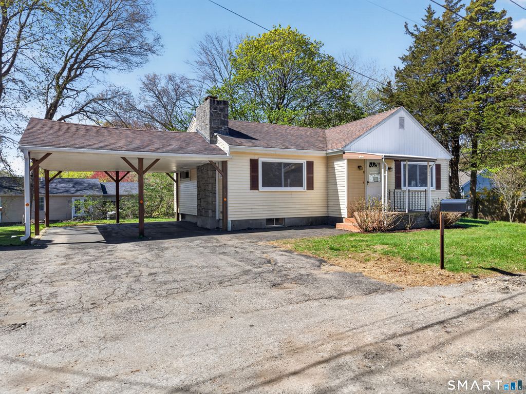 Photo of 3 Helen Street, Norwich, CT 06360 (MLS # 24169950)