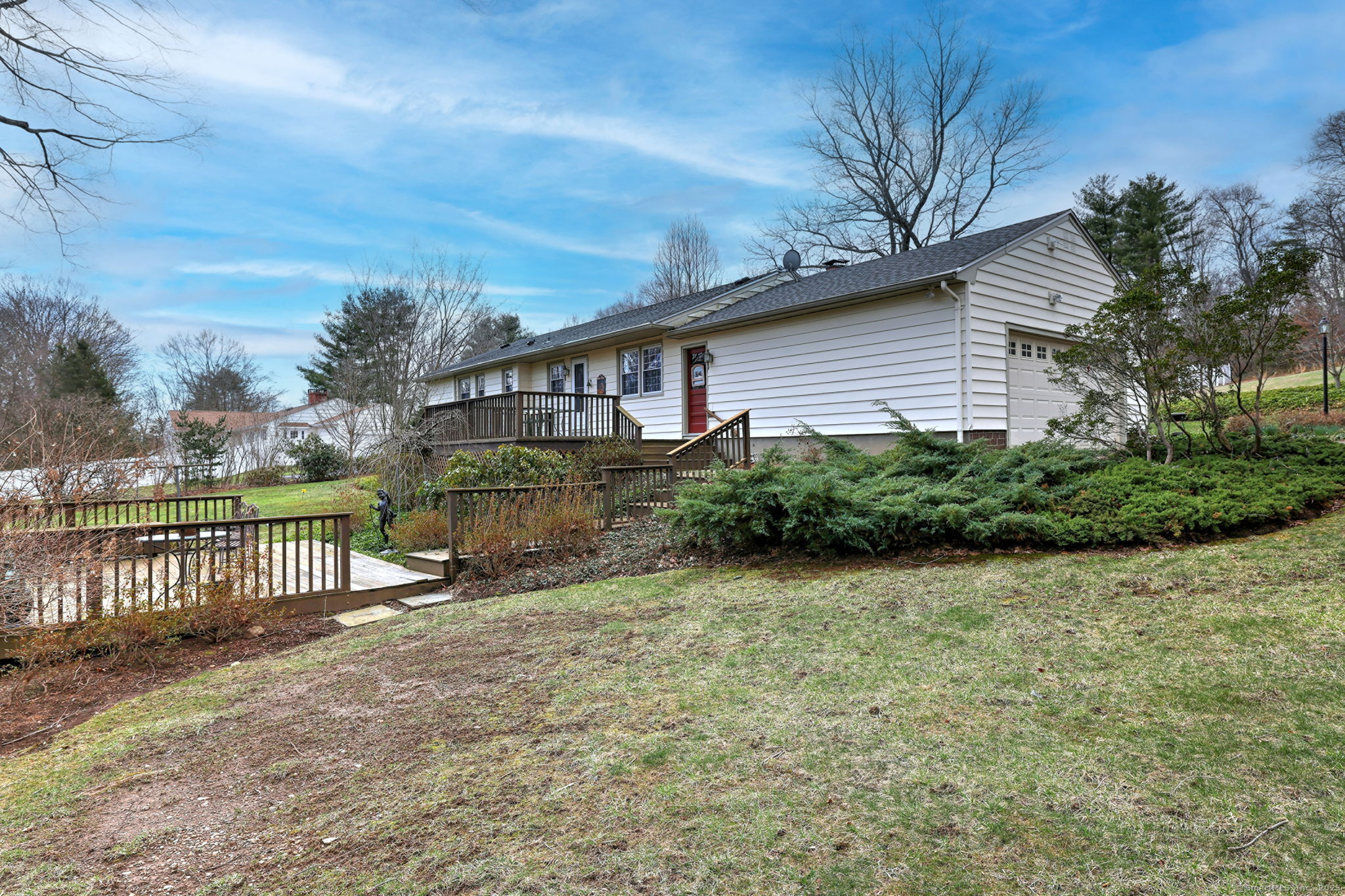813 Riverside Drive, Orange, Connecticut image 3