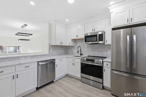 Condo For Sale - 50 Meetinghouse Village #2<br/> Meriden, CT 06450