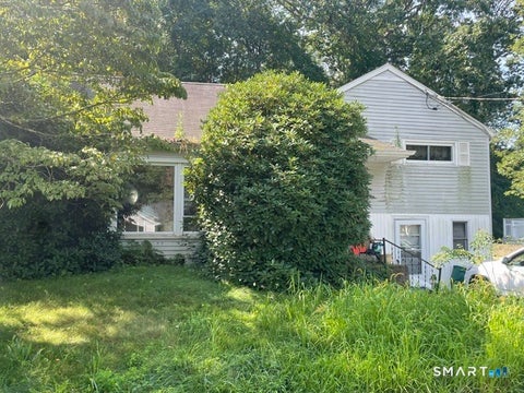 Photo of 33 First Avenue, Waterford, CT 06385 (MLS # 24215695)