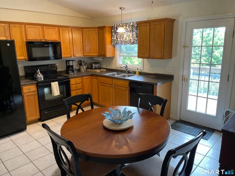 Homes For Rent - 8 Wells Avenue<br/> Stonington, CT 06379