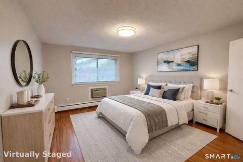 Tiny photo for 1168 Main Street #B6, Stratford, CT 06615 (MLS # 24157964)