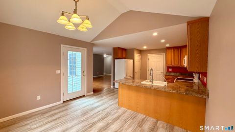 Tiny photo for 55 Ninas Way #55, Manchester, CT 06040 (MLS # 24166173)