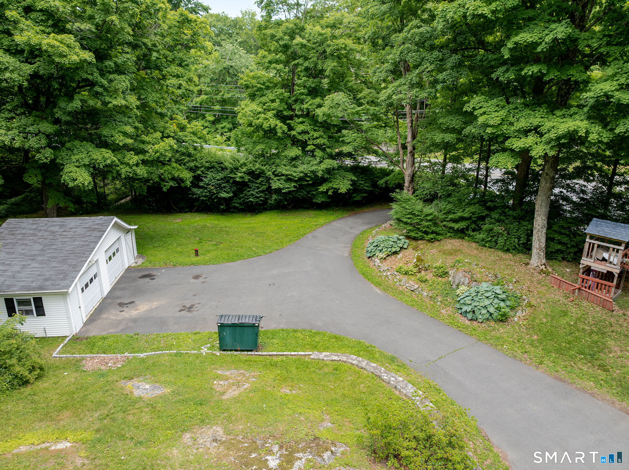 2 Leach Hollow Road