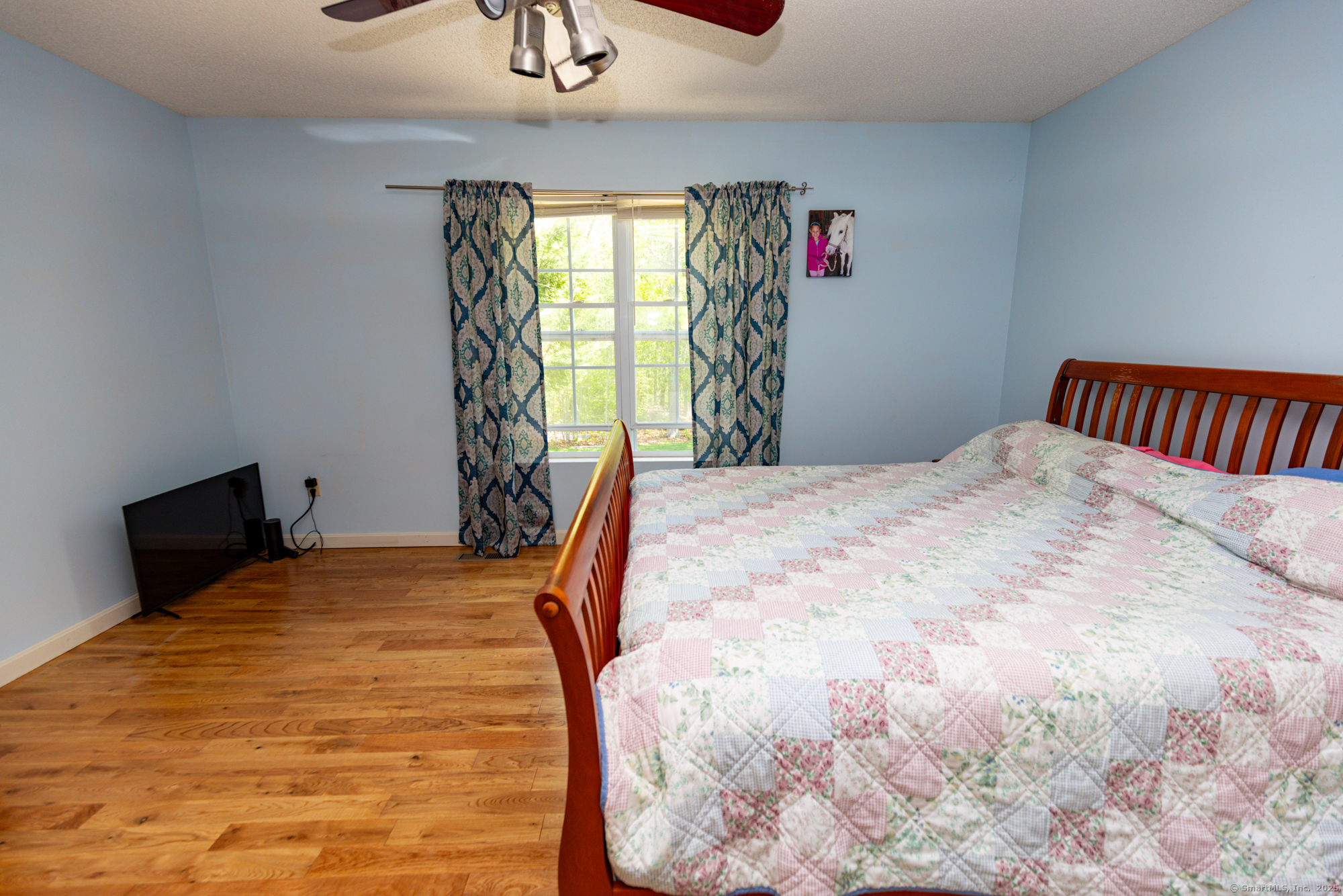 60 Pheasant Run, Montville, Connecticut image 12