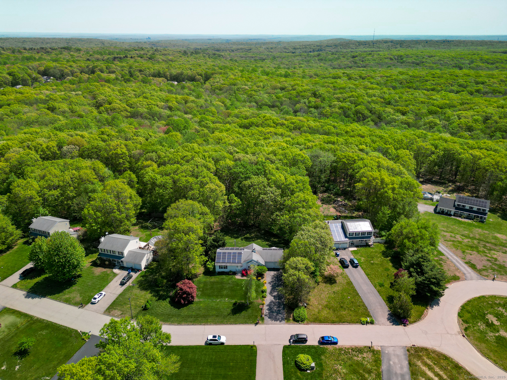 60 Pheasant Run, Montville, Connecticut image 4