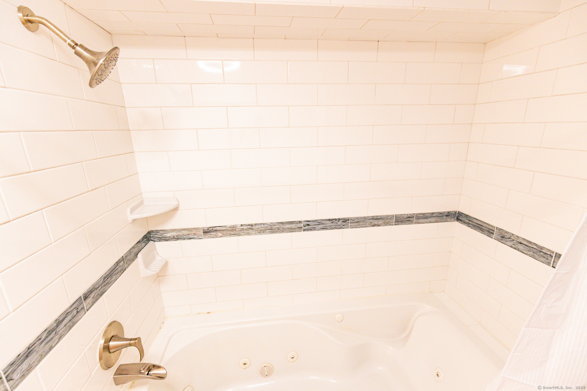 60 Pheasant Run, Montville, Connecticut image 23