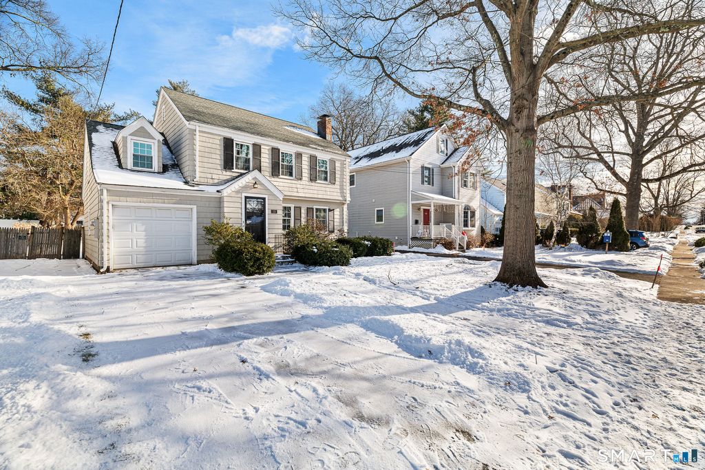 Photo of 220 Griswold Drive, West Hartford, CT 06119 (MLS # 24146852)