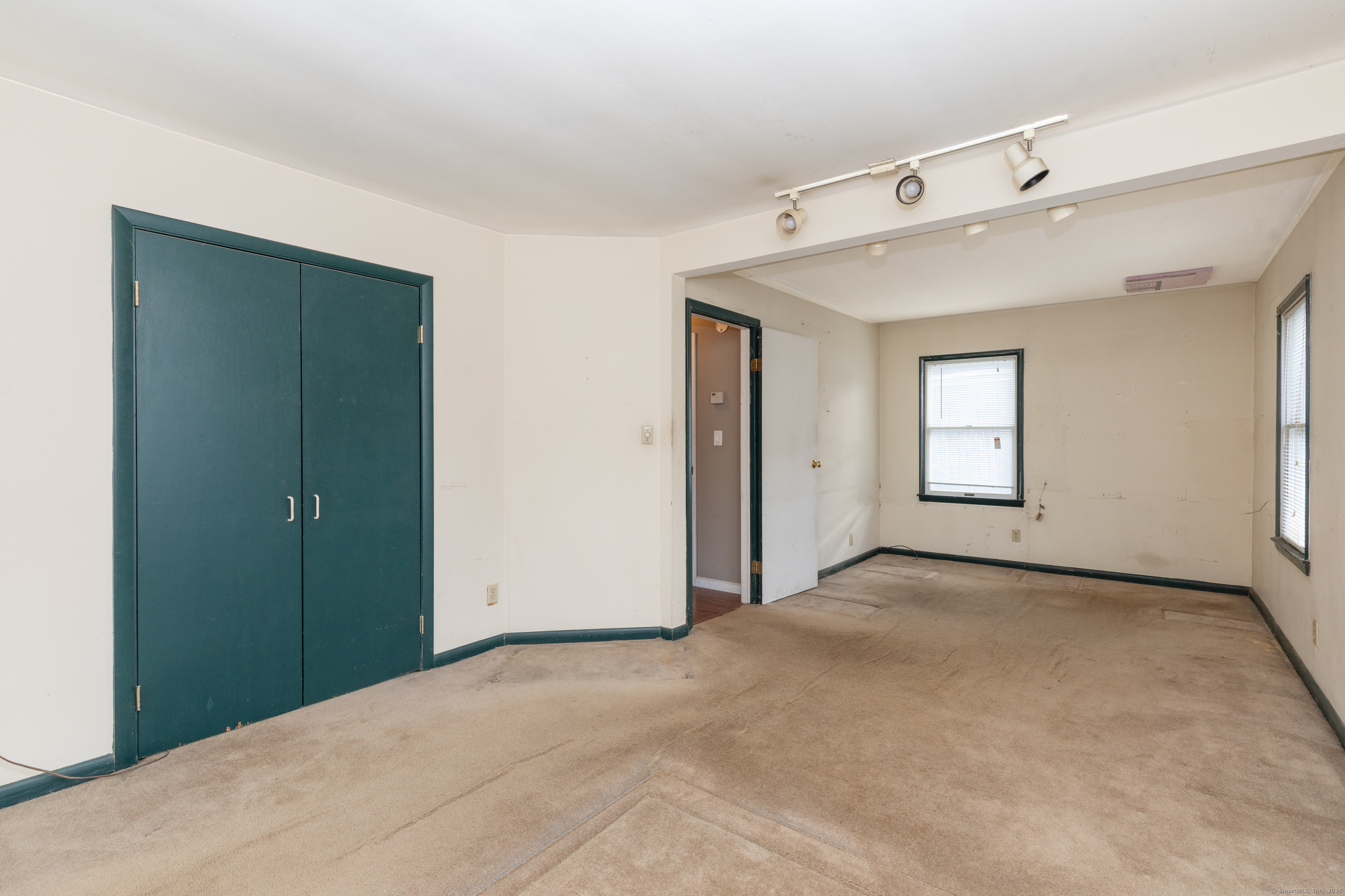 2 Oven Rock Road, Bethel, Connecticut image 10