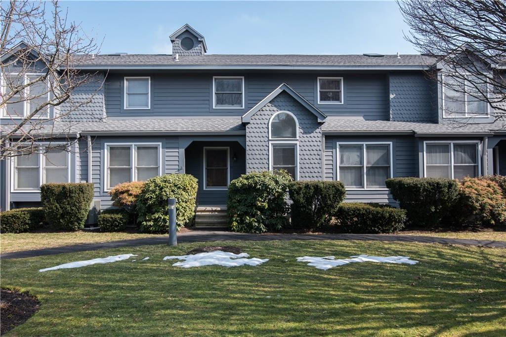 Photo 1 of 72 Fawn Ridge Lane 72, Norwalk, Connecticut, $315,000, Web #: 99175213