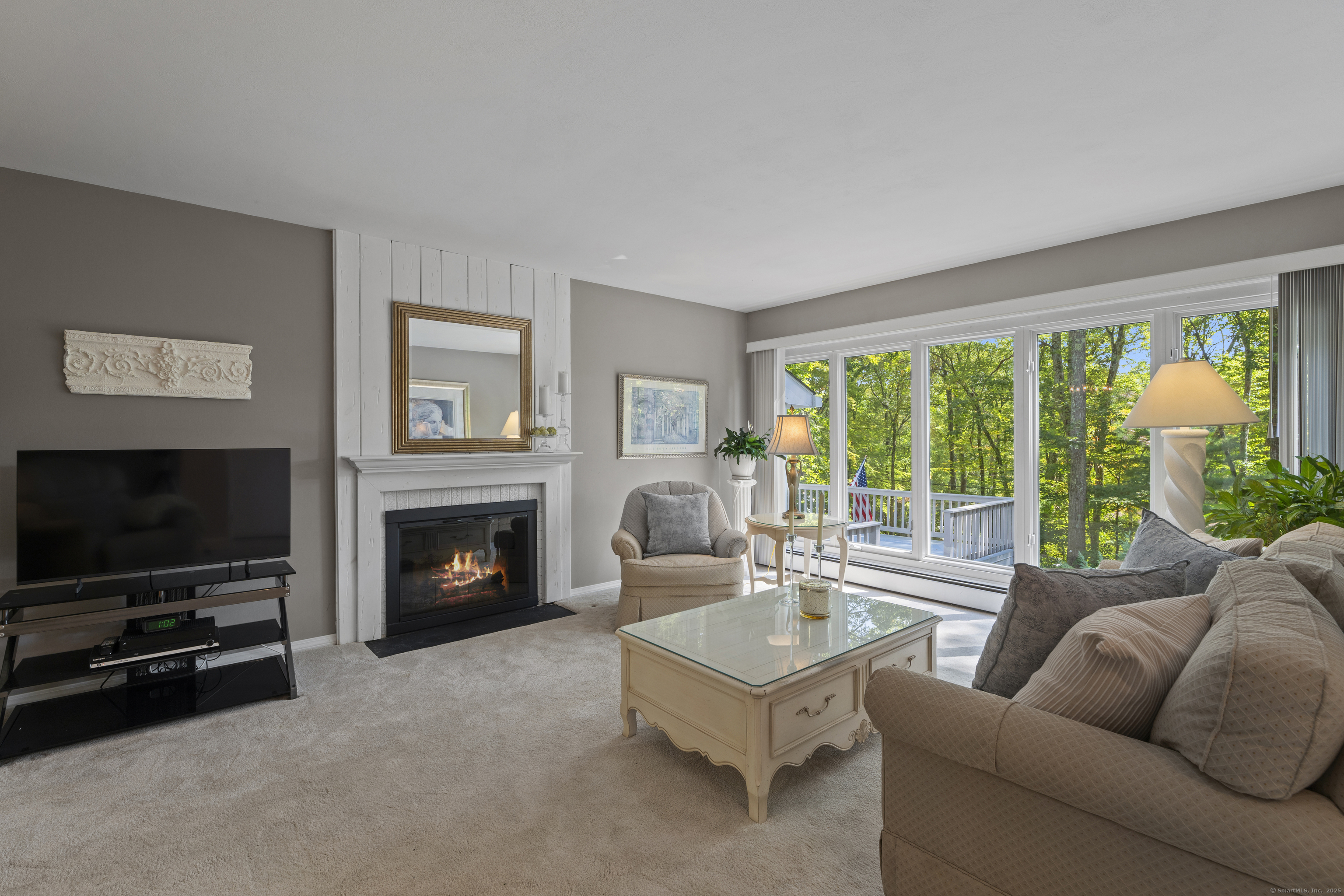 4 Old Bridge Road East