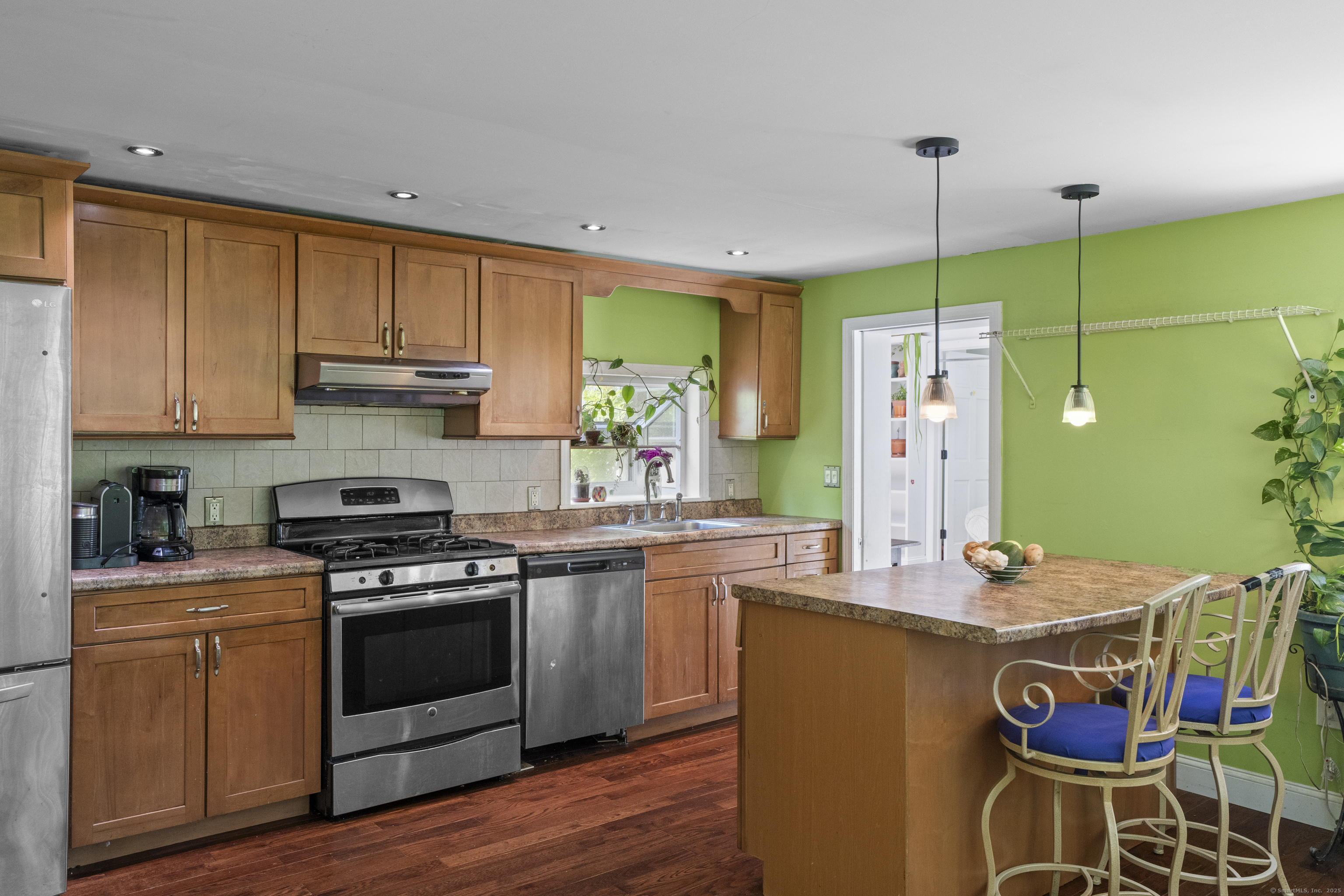 25 Great Hill Road, Newtown, Connecticut image 7