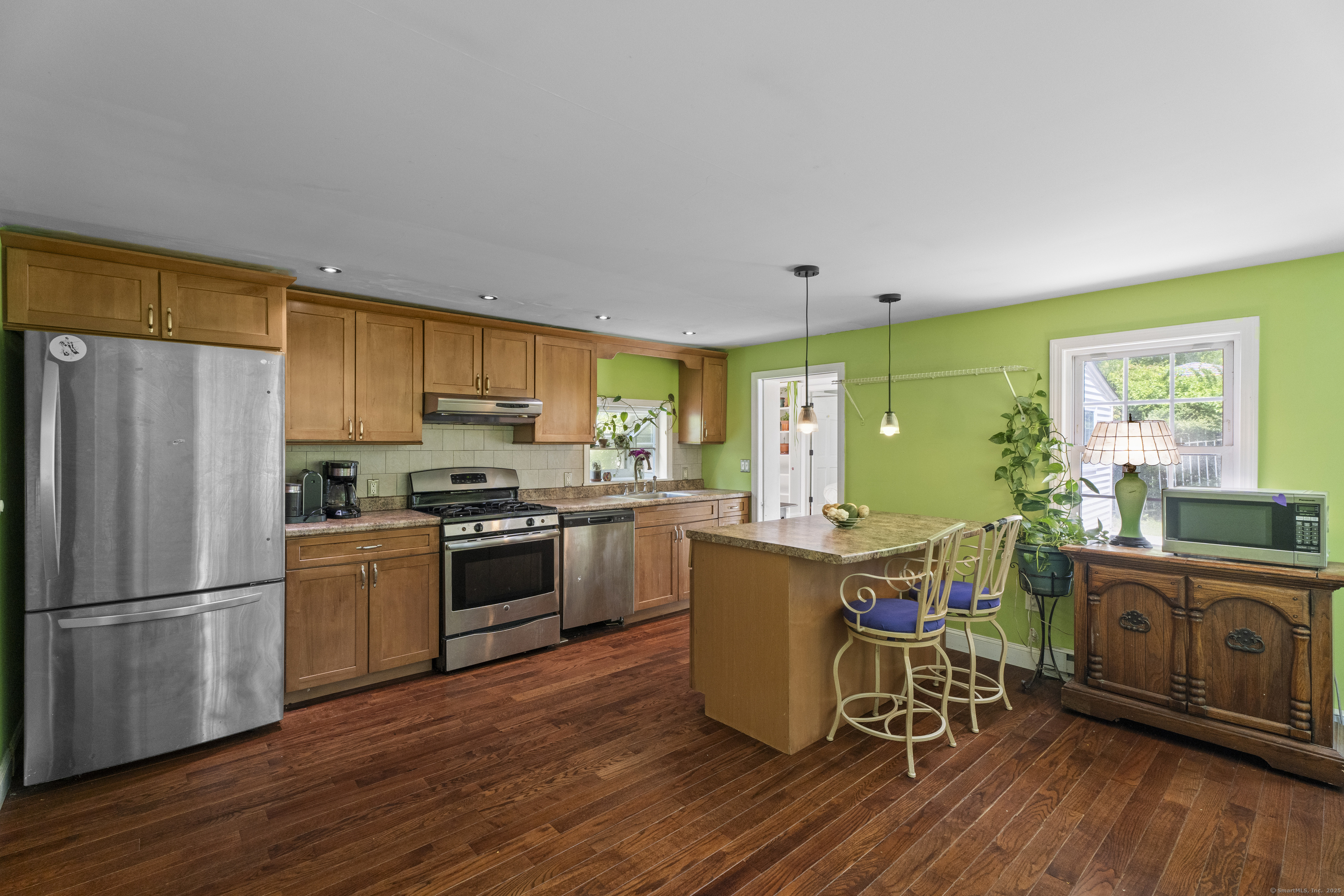 25 Great Hill Road, Newtown, Connecticut image 6