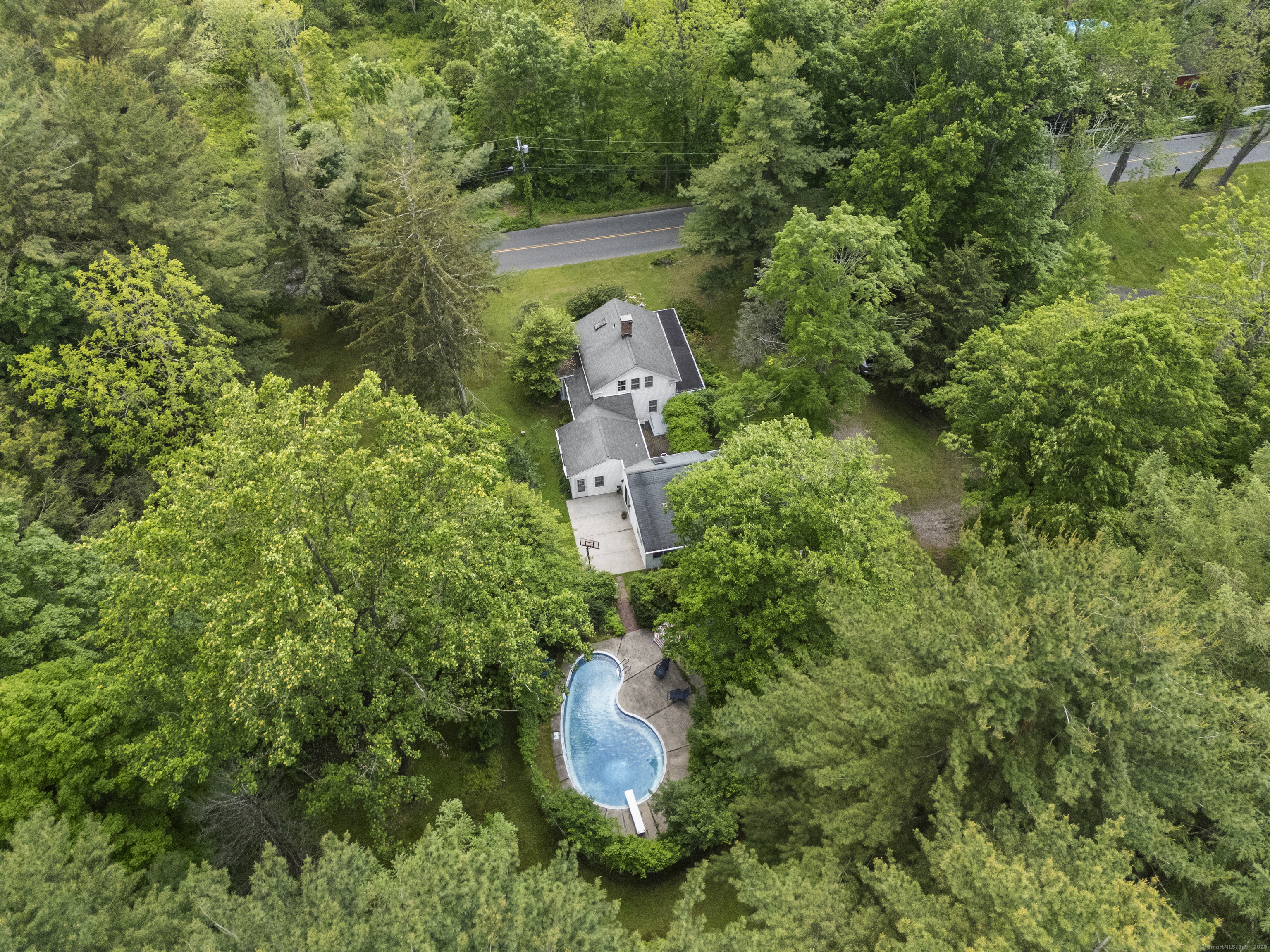 25 Great Hill Road, Newtown, Connecticut image 2