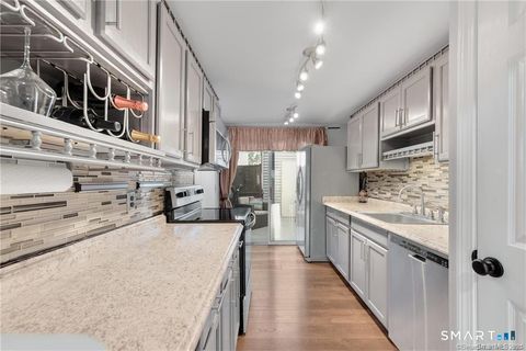 Tiny photo for 34 Cinnamon Springs #34, South Windsor, CT 06074 (MLS # 24153072)