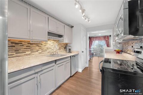 Tiny photo for 34 Cinnamon Springs #34, South Windsor, CT 06074 (MLS # 24153072)