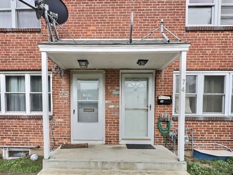 Tiny photo for 364 Main Street #47, East Haven, CT 06512 (MLS # 24133971)