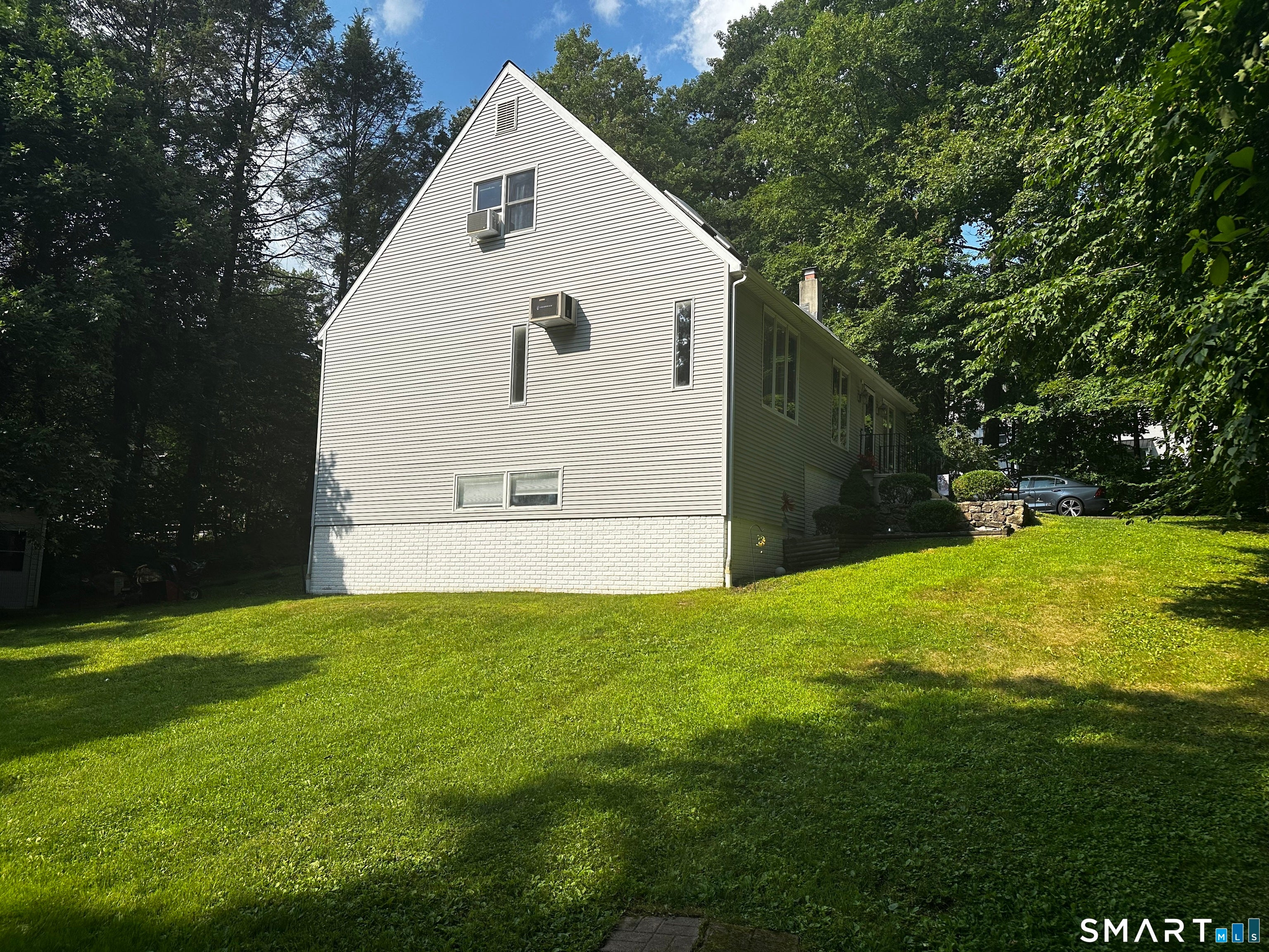 51 Rocky Hill Road