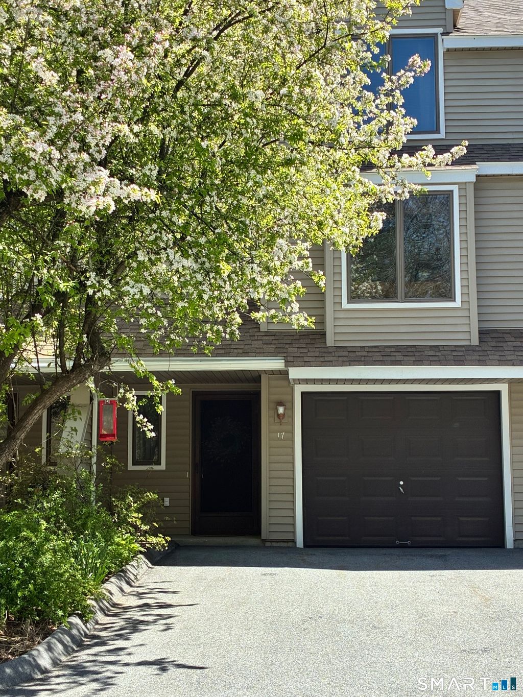 Photo of 3 Westside Drive #17, Thompson, CT 06255 (MLS # 24169282)