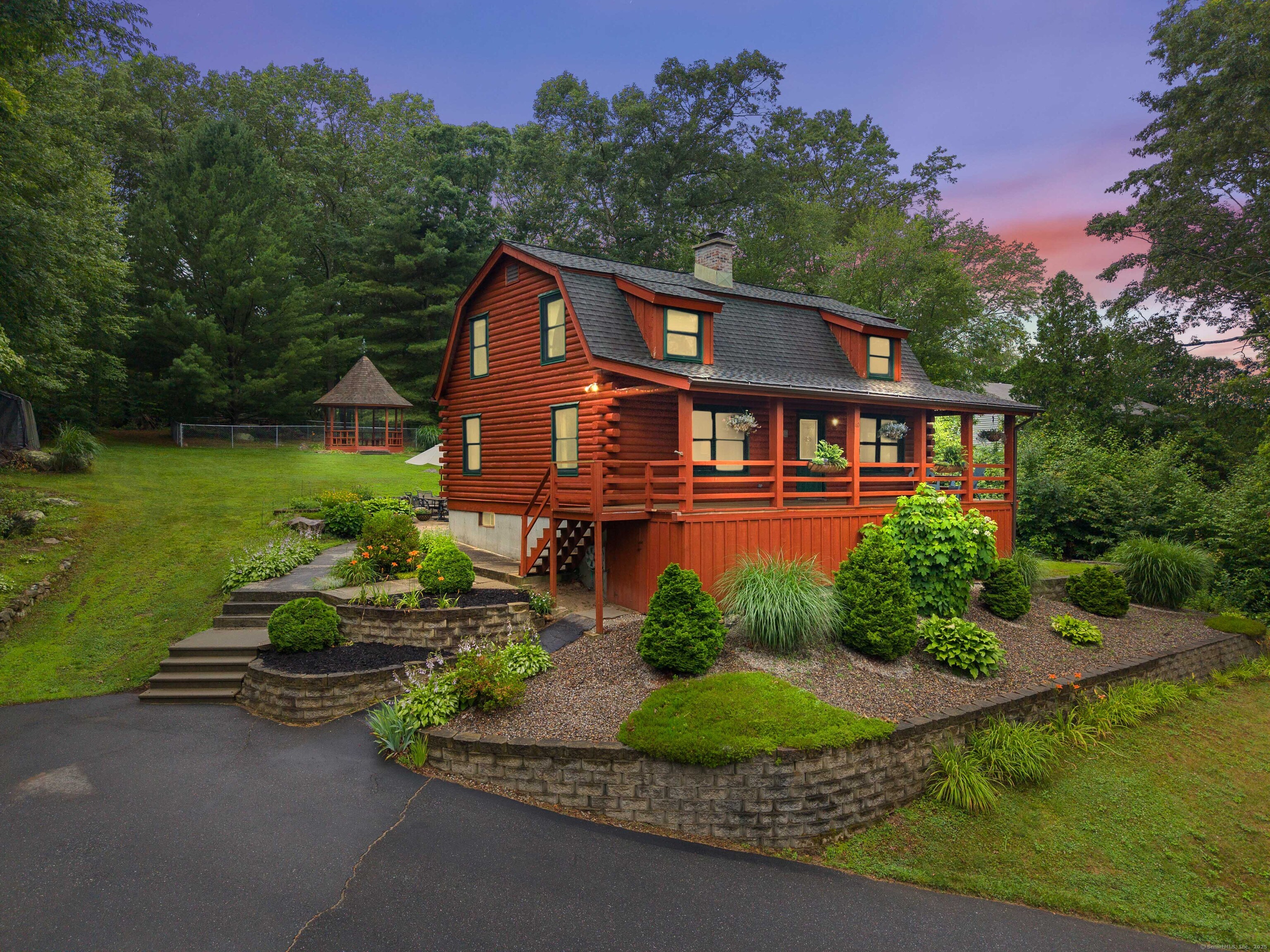 40 Devonshire Drive