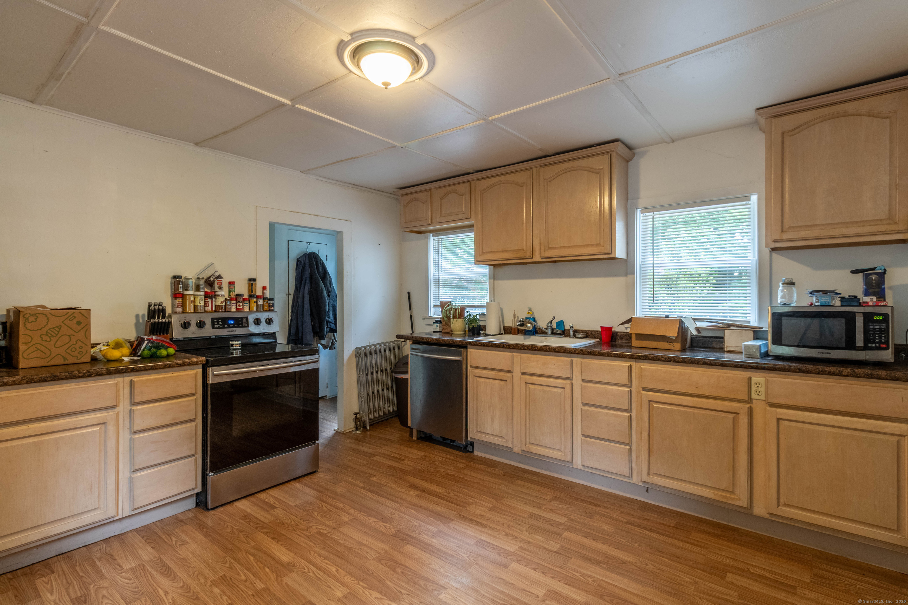 2 Depot Hill Road, East Hampton, Connecticut image 5