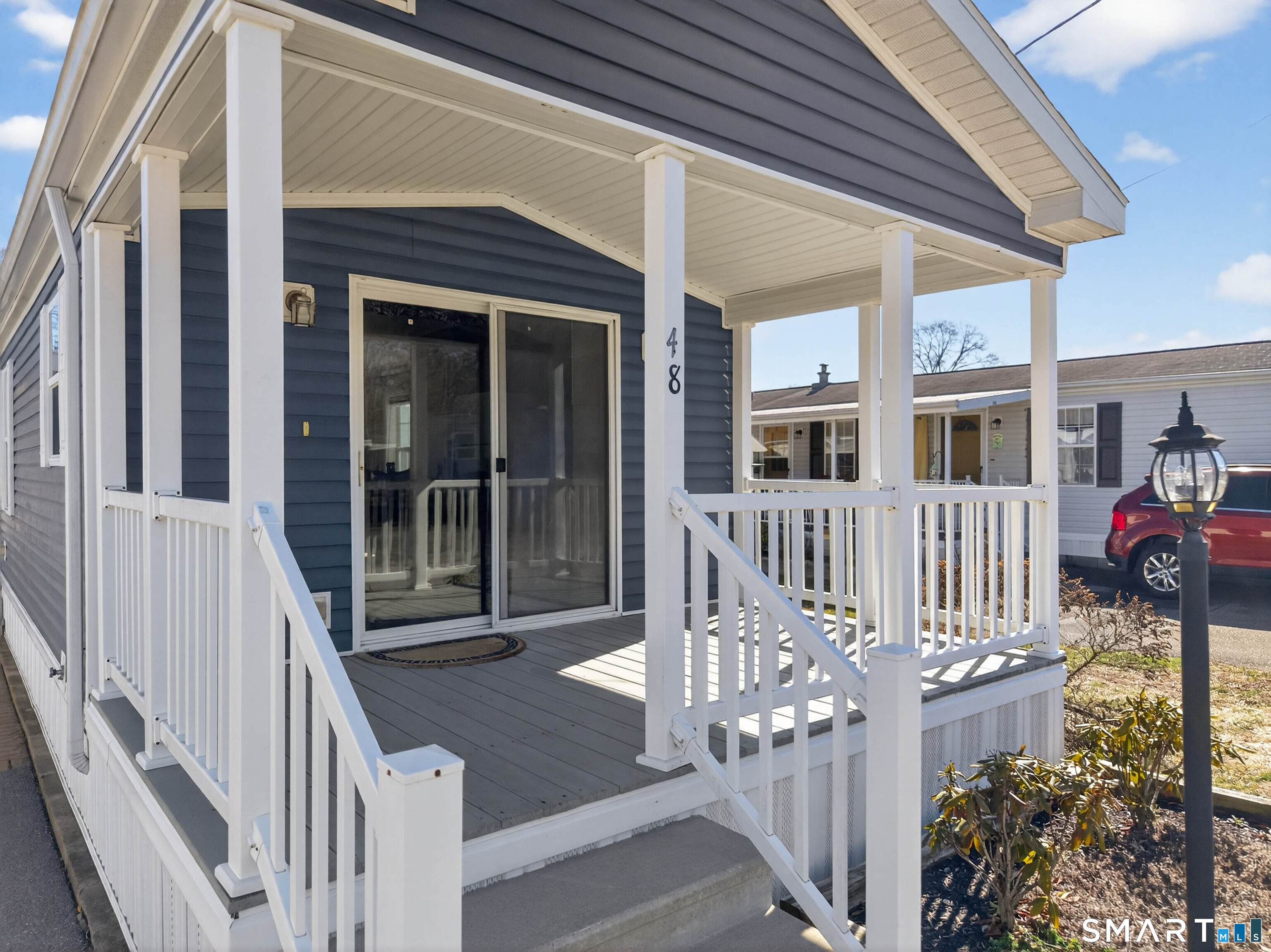 48 Linden Avenue North