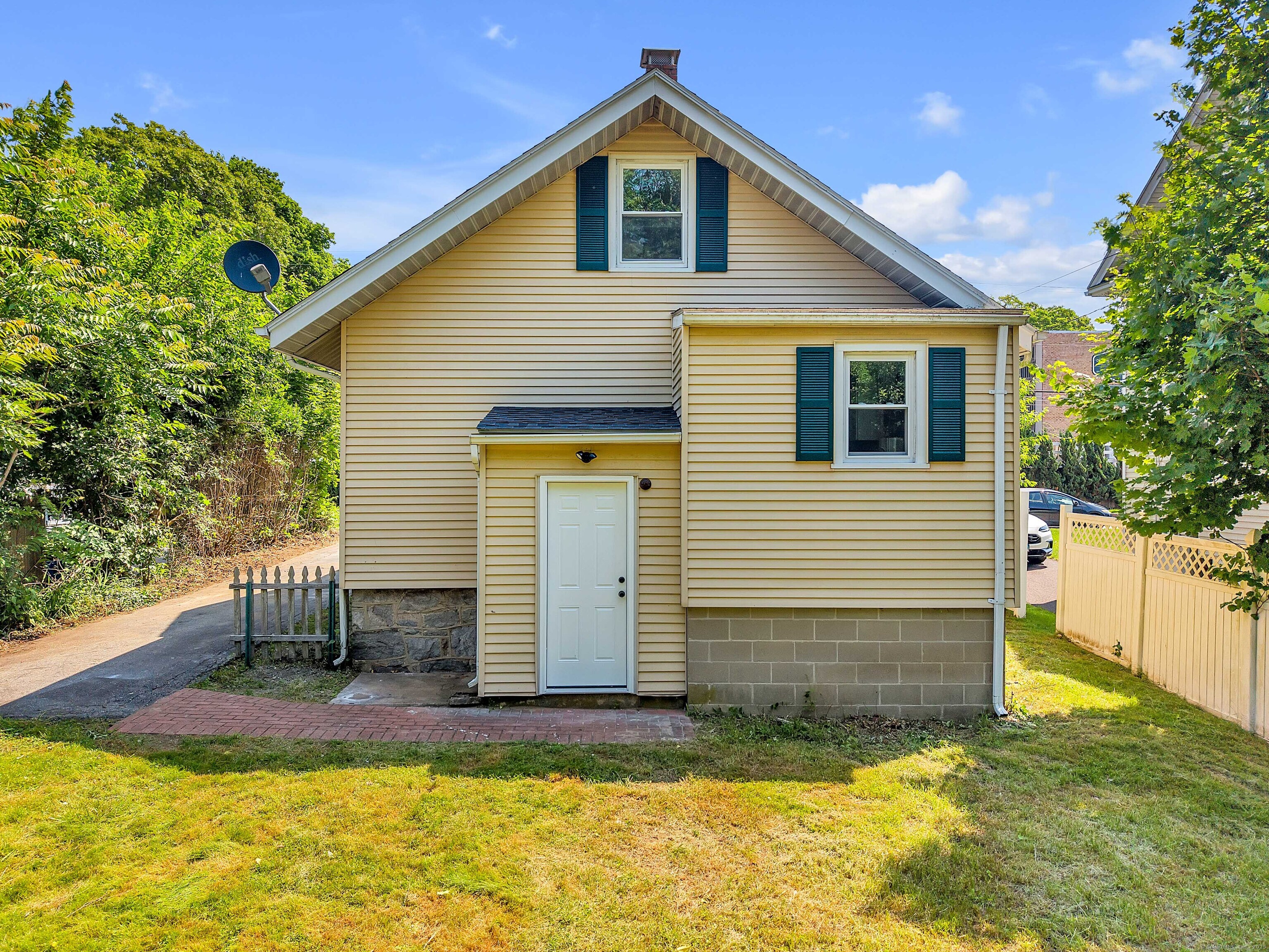 312 Crystal Avenue