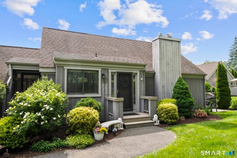 Condo For Sale - 44 Buckskin Lane #A<br/> Stratford, CT 06614