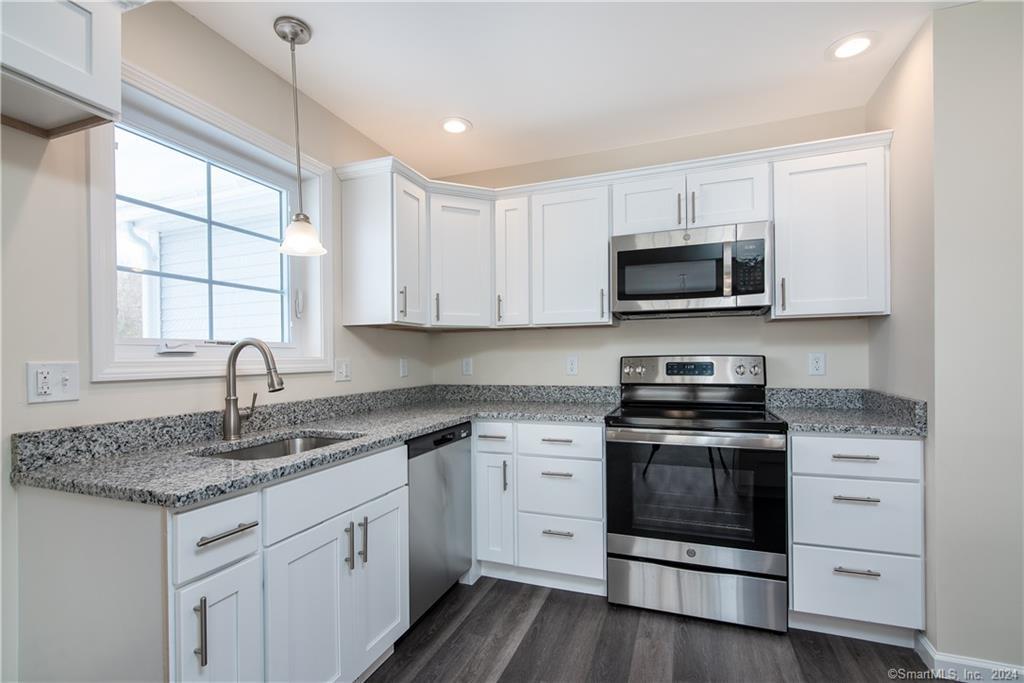 68 Belvedere (broadmoor) Drive