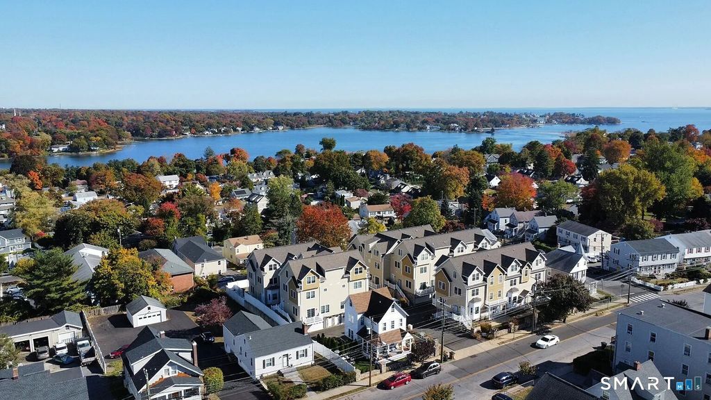 Photo of 93 Seaside Avenue #2, Stamford, CT 06902 (MLS # 24152646)