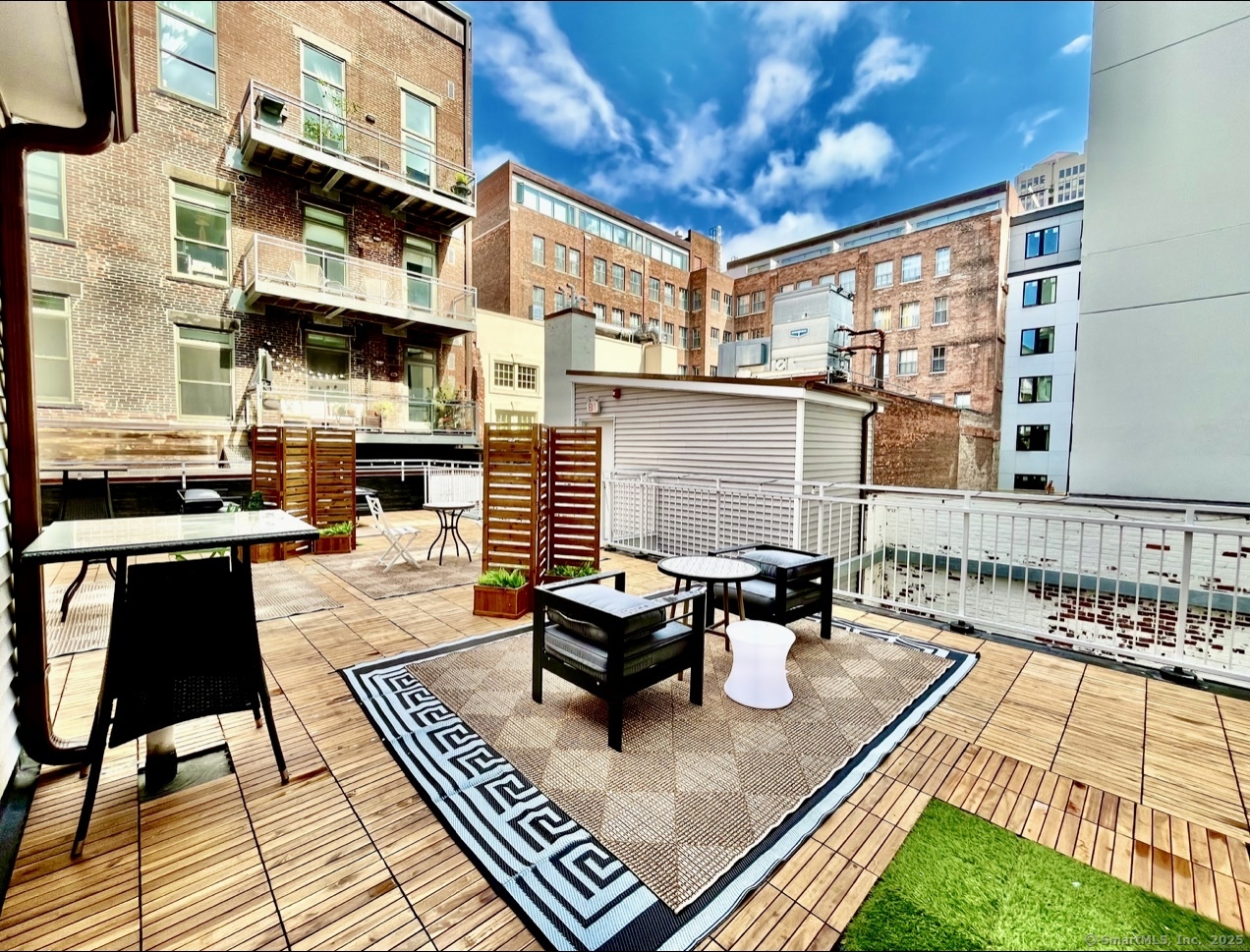 37 Center Street 2C