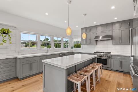 Tiny photo for 41 Rowayton Avenue, Norwalk, CT 06853 (MLS # 24154329)