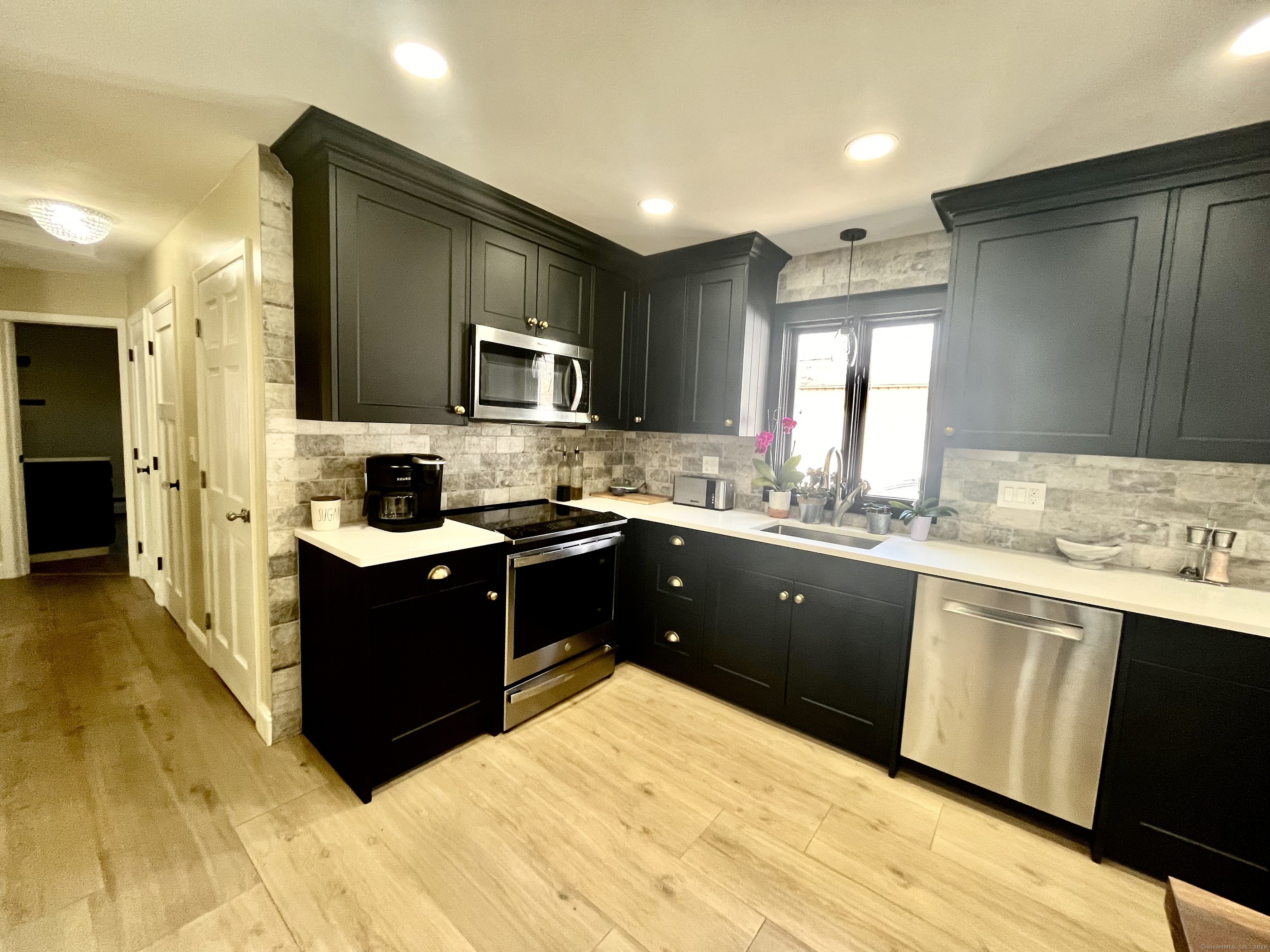 5 Monteith Street