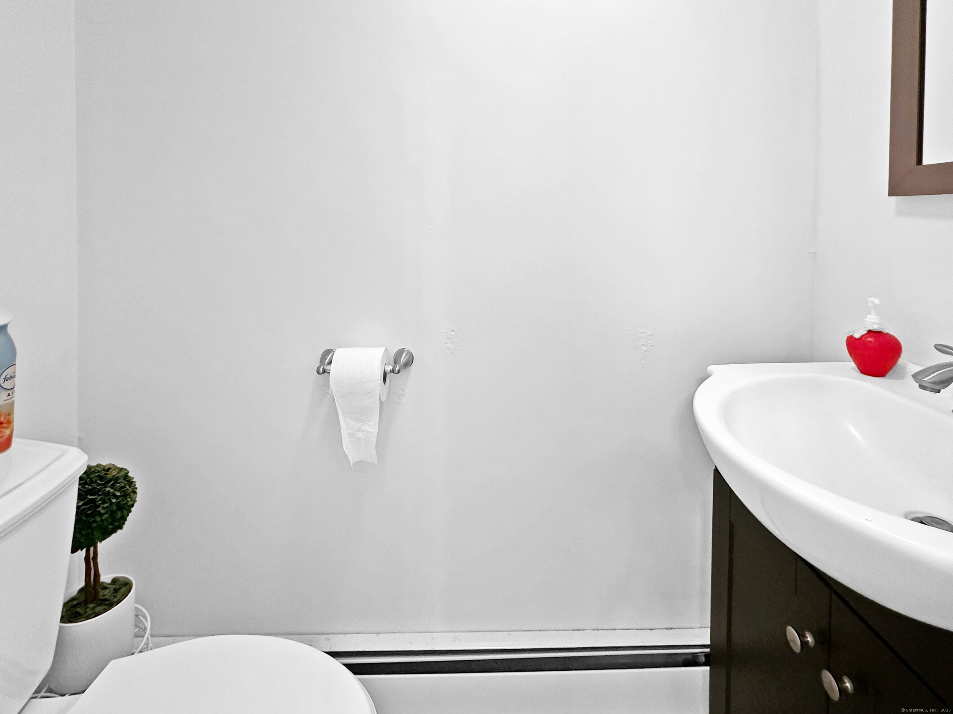 132 Woodland Drive #APT D, Montville, Connecticut image 16