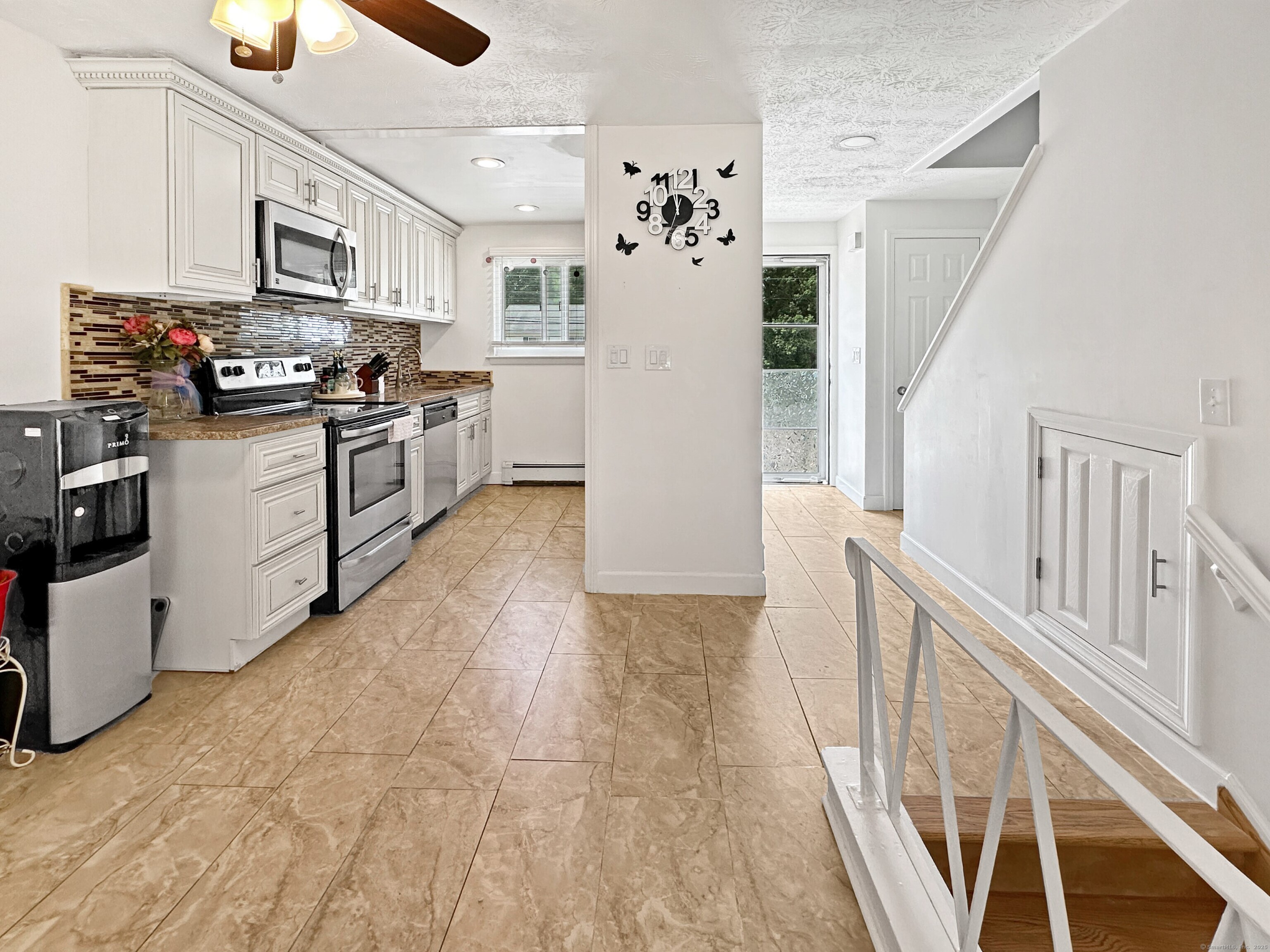 132 Woodland Drive #APT D, Montville, Connecticut image 9