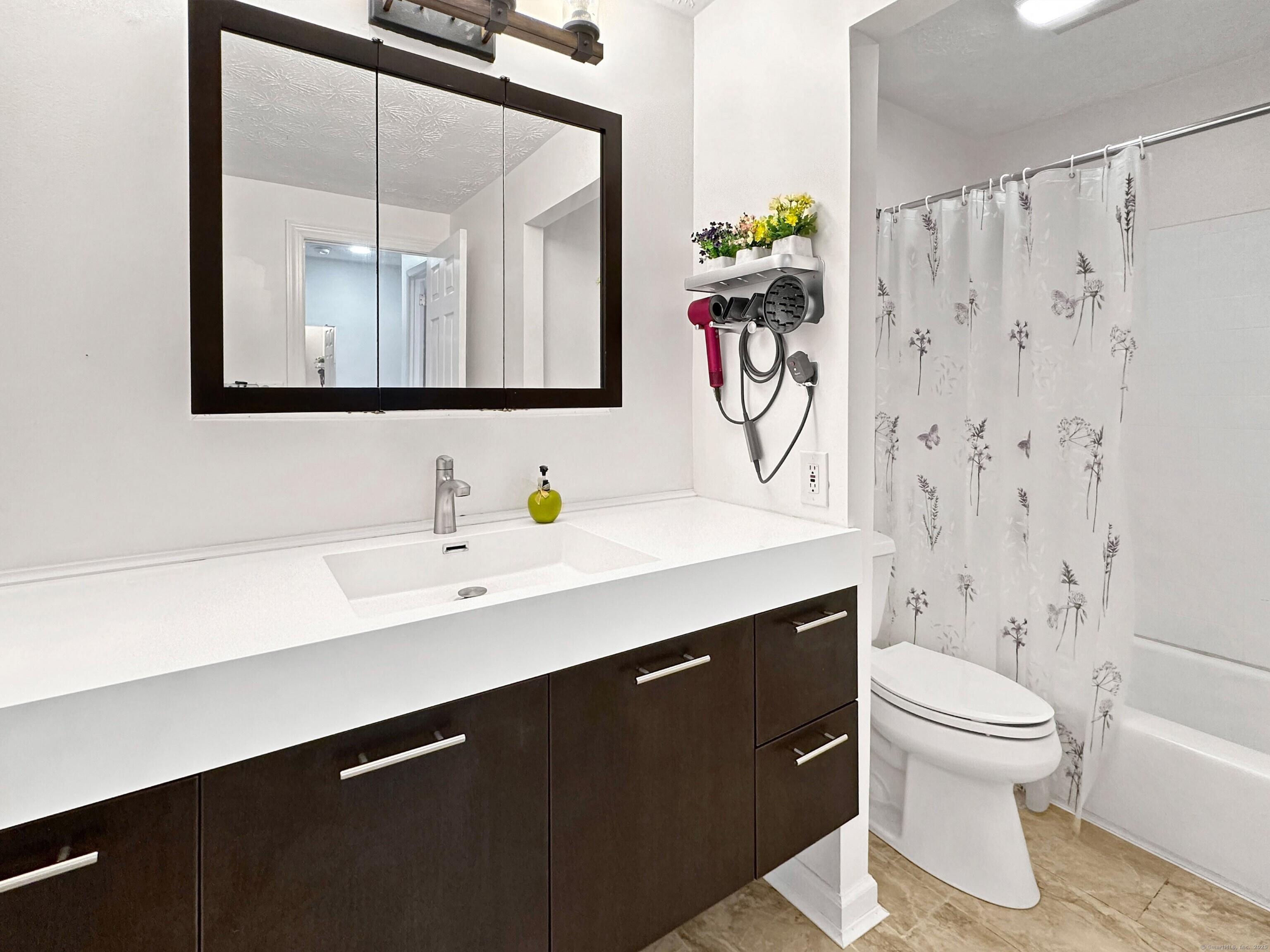 132 Woodland Drive #APT D, Montville, Connecticut image 22